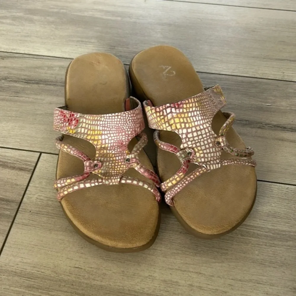 A2 By Aerosoles size 8.5 women's slides sandals